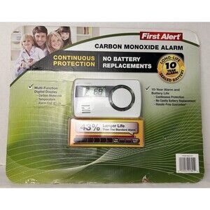 First Alert Carbon Monoxide Alarm CO1210CP1 Digital Display White New Old Stock